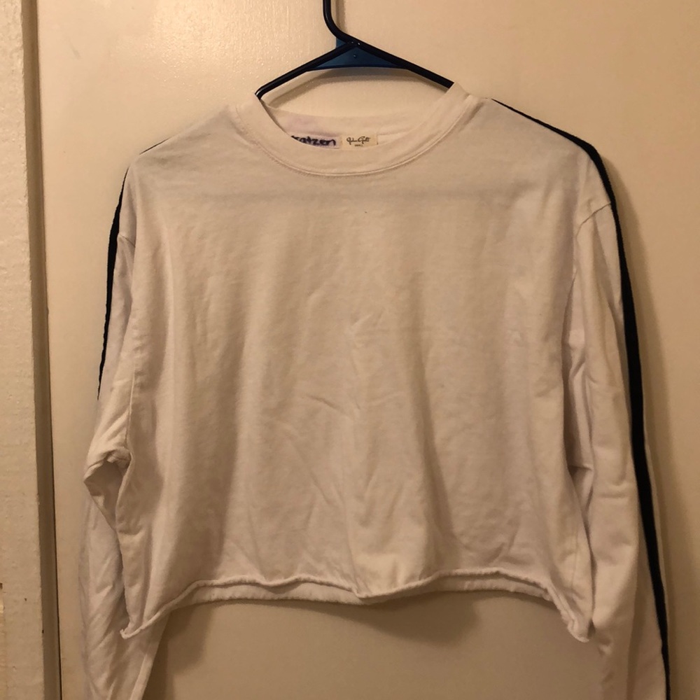 Long sleeve brandy Melville t shirt!
